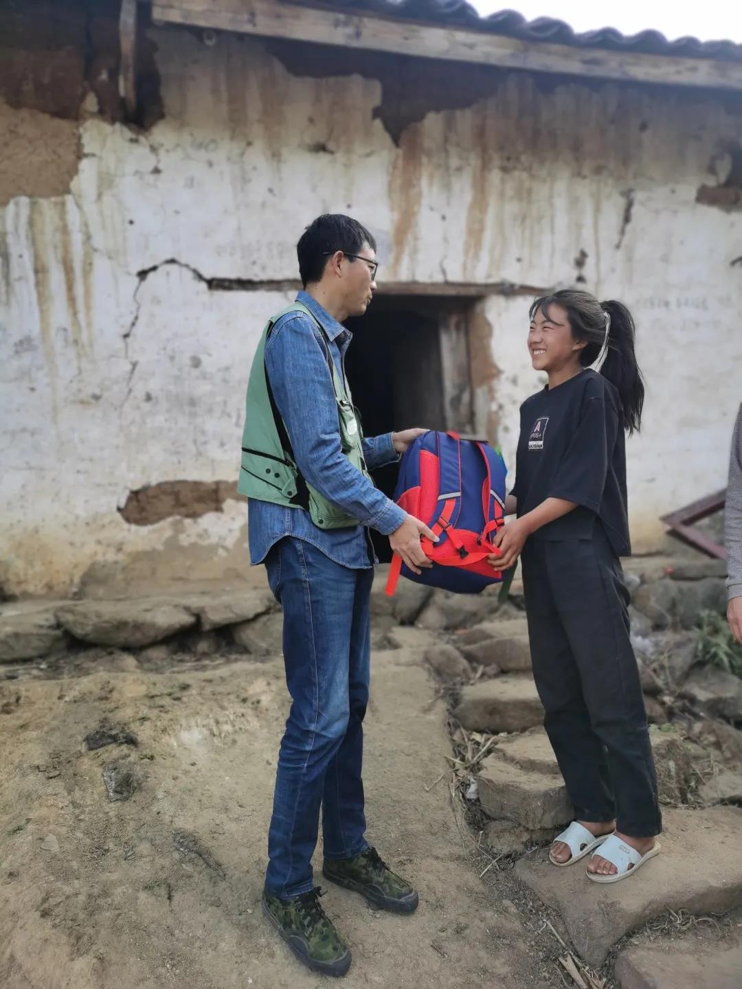 1619419475453910.jpg 3.2.jpg