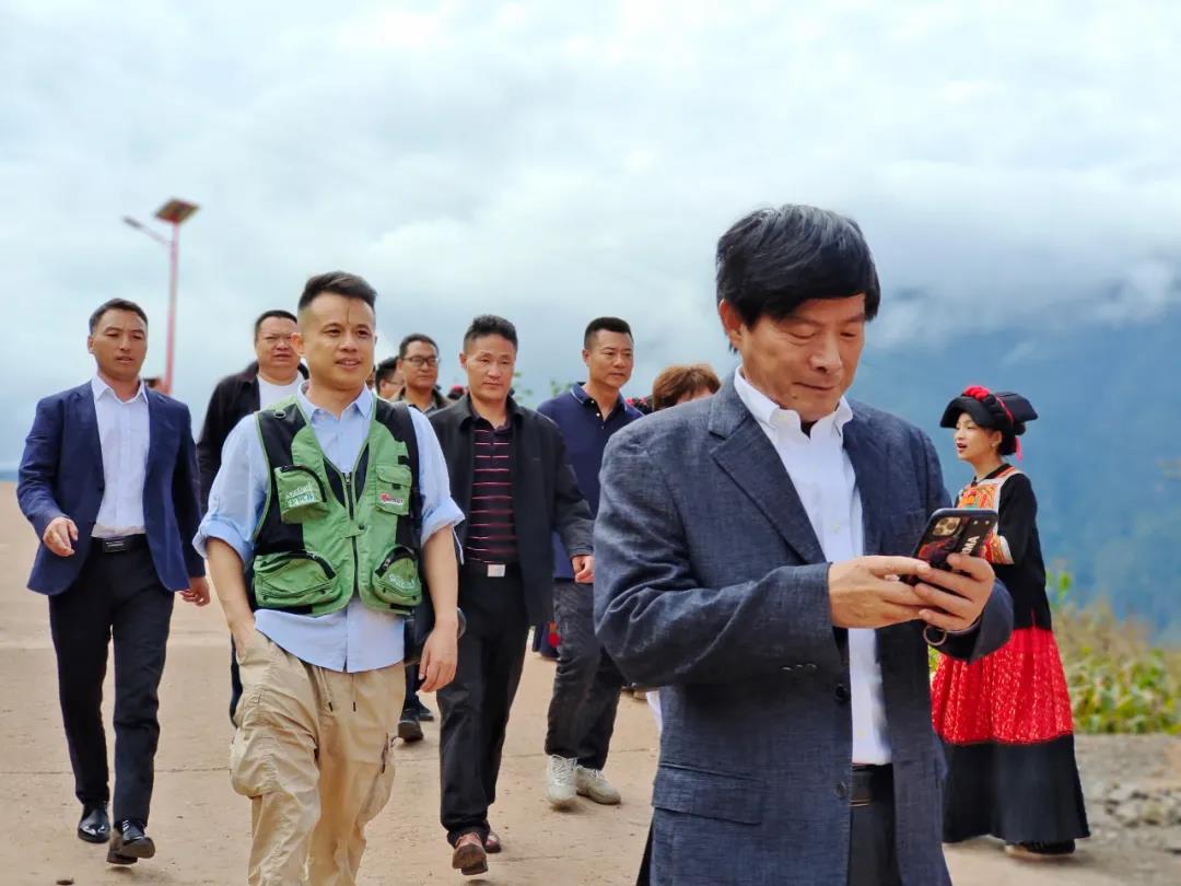 1633919527643532.jpg 2.jpg