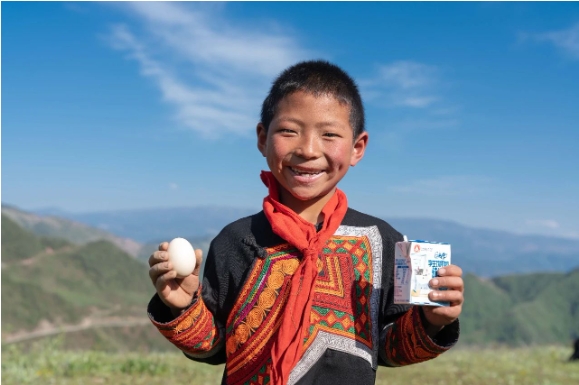 藏在书包里的营养，是他给爸爸的“特效药”｜索玛花阳光早餐