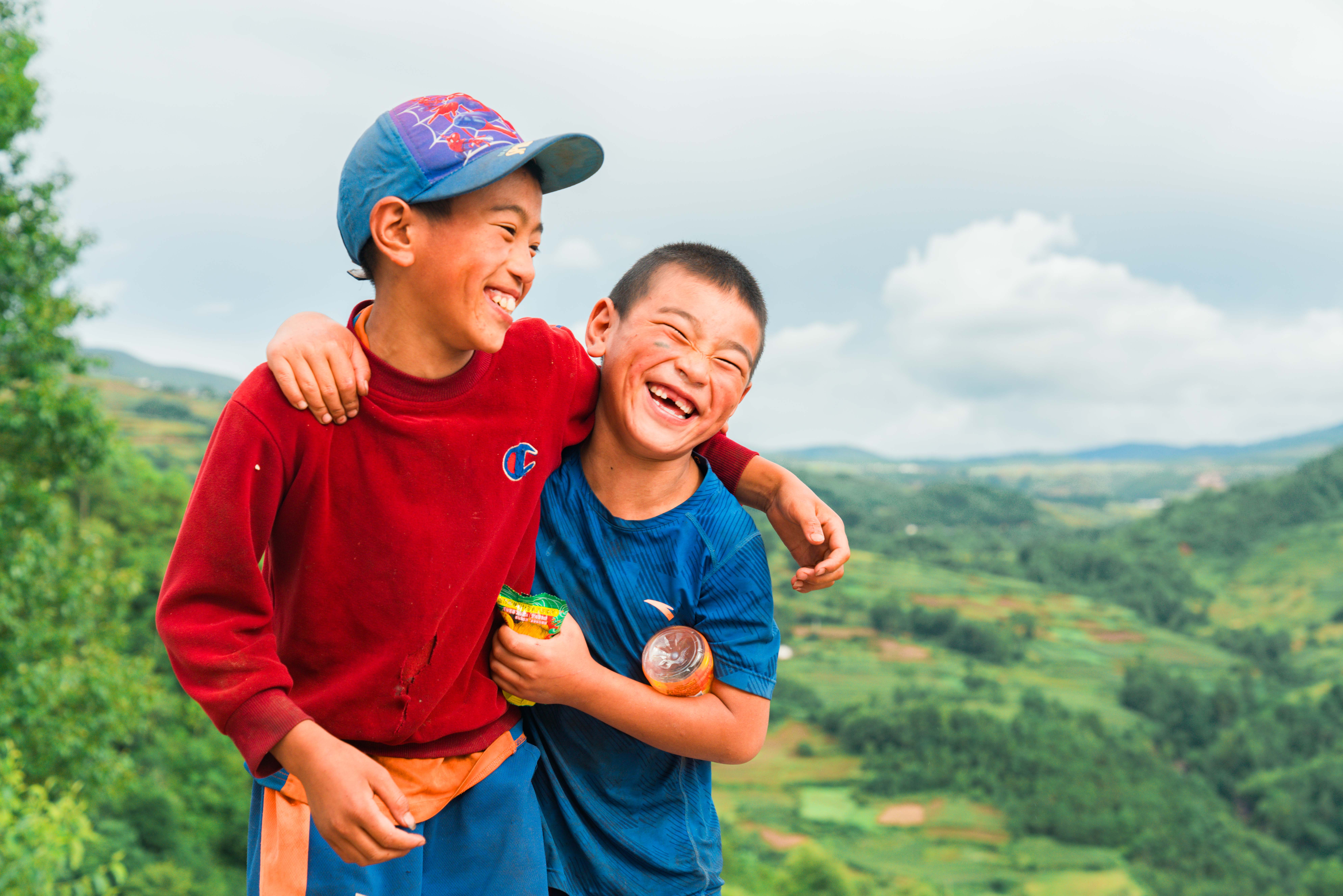 暑期家访手记 | 夏天，大山，绿马甲，和那些向上的梦想